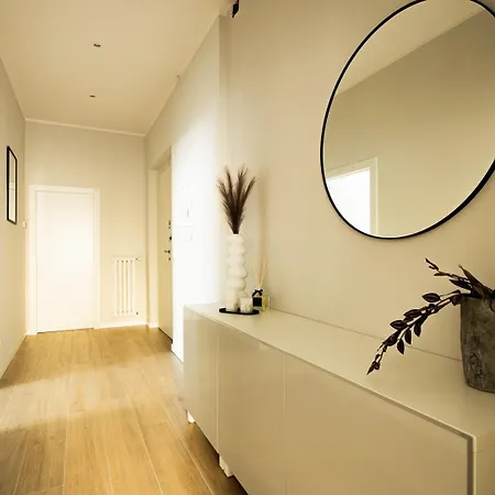 Mias Flat By Domusdimore *