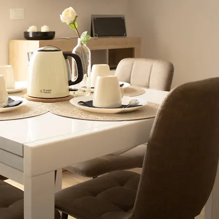 Daire Mias Flat By Domusdimore *