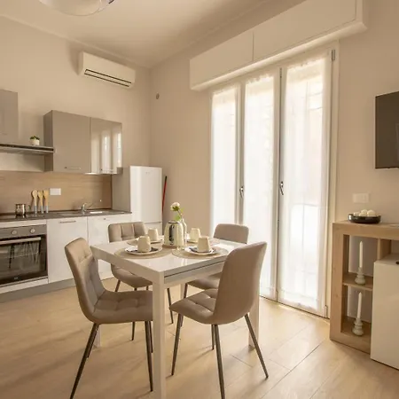 Mias Flat * Scandicci